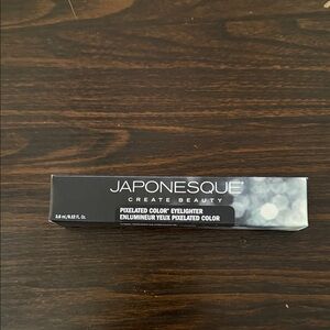Japonesque Pixelated Color Eyelighter : Shade 02